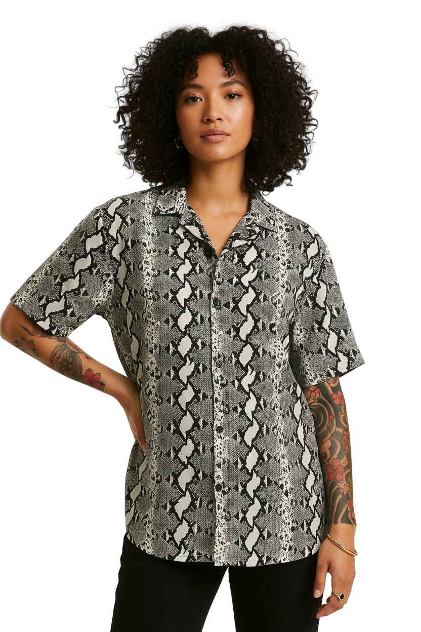 woman wearing mens shirt Short Sleeve Loose Snake Shirt