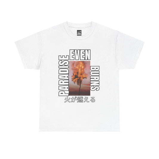 Graphic Tee — "Paradise Even Burns" Flaming Palm Tree T-Shirt (火が燃える)