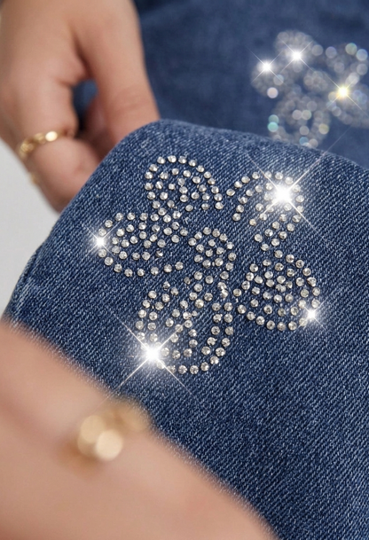 Women’s Straight Fit Jeans with Flower Stones